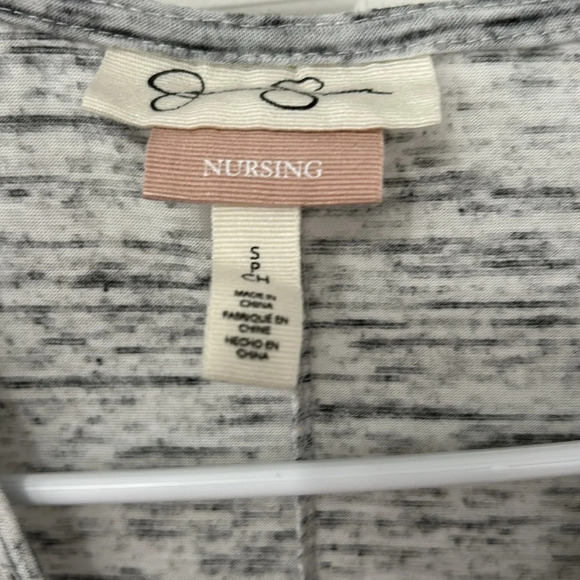 Jessica Simpson Nursing wrap top size small black gray and white maternity shirt - Picture 2 of 5